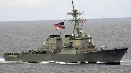 Усиливаются. На базу 7-го флота ВМС США прибыл эсминец USS Milius DDG-69