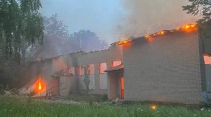 Последствия прилета по казарме ВСУ в Харьковской области попали в кадр