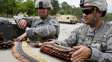 Эксперт из США опасается, что Америке придётся воевать на два фронта