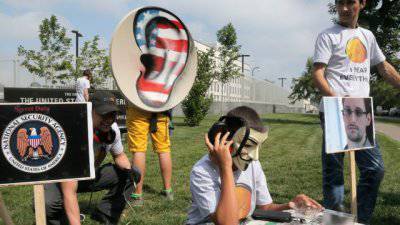 Товарищ Сноуден: АНБ следит за ООН, ЕС и русскими