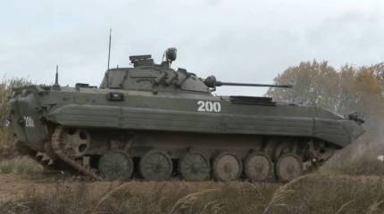 «Динамическая защита повредит машину»: в польской прессе обратили внимание на бронирование российской БМП-2