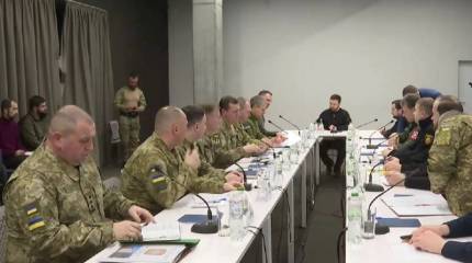 Президент Украины Зеленский провел совещание с военными во Львове из-за российско-белорусских учений