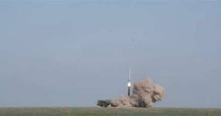 Боевой пуск ракеты ОТРК "Искандер-М". Видео МО РФ
