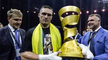 Порошенко: Украинский гимн в Москве - символ приближения нашей победы