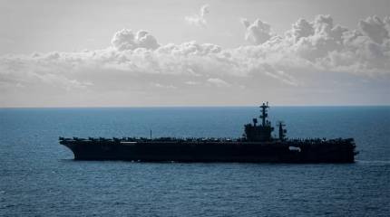 В США озвучена версия причины потери вертолёта и самолёта на авианосце Nimitz