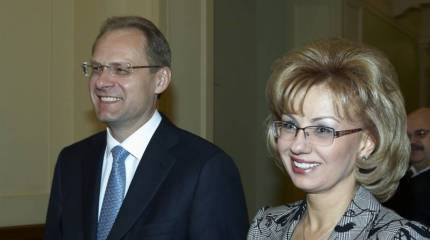 Жена как запасной австрийский аэродром для экс-губернатора Юрченко