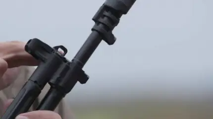 Distinción de una carabina civil AK TR3 de una ametralladora AK-12