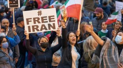 Иранские студенты снова вышли на улицы: Тегеран захлестнули акции протестов
