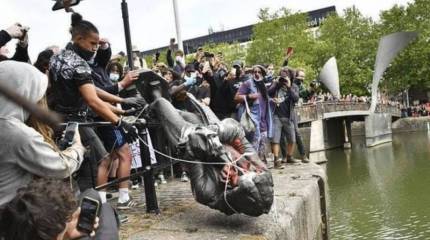 Как негры Путину помогли