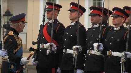 Можно сразу после школы: элитная британская военная академия в Сандхерсте снизила требования к будущим офицерам