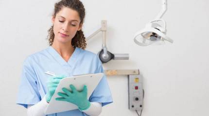 Украинские врачи объяснили, зачем учат польский язык