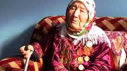 В Киргизии скончалась женщина, взявшая в годы войны под опеку 150 детей из блокадного Ленинграда