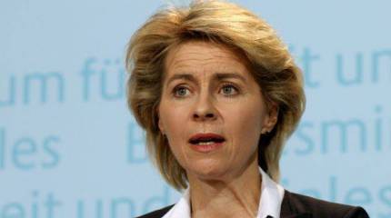 Министр обороны Германии "понимает страх поляков и прибалтов перед Россией"