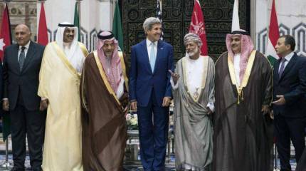 «Странная война» на Ближнем Востоке. Симбиоз исламистов и Запада выходит из тени