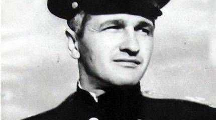 Дважды Герой. Советский лётчик Раков топил немецкие корабли и спасал сослуживцев