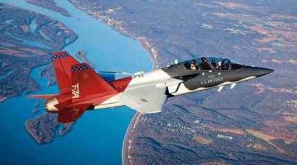 Серийное производство новейшего американского УТС T-7A Red Hawk решили отложить