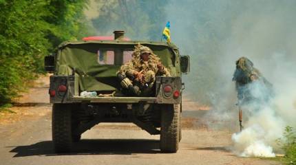 Момент подрыва на мине американского «Хамви» ВСУ попал в кадр