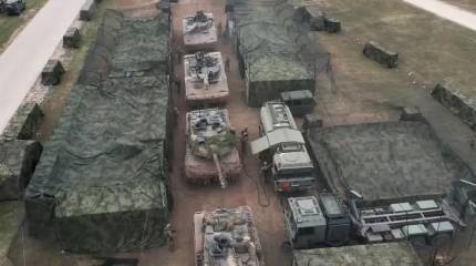 Опыт СВО: венгерская армия закрыла антидроновой сеткой полевой лагерь