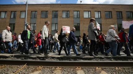 Не жили нормально, нечего и начинать: в Москве прошел митинг против сноса «хрущевок»