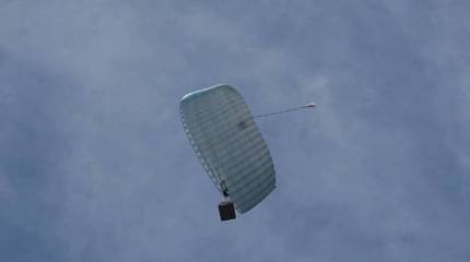 В России прошли испытания «умной» парашютной системы высокой точности приземления
