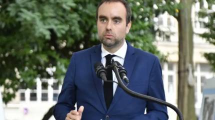 Министр обороны Франции: Государство не может запретить французам ехать воевать на Украину