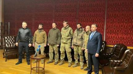 «Как в тюрьме»: родственники попавших под обмен боевиков «Азова» жалуются на условия их содержания в Турции