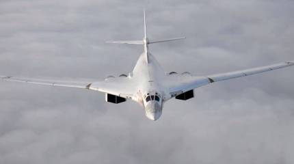 Российские стратеги Ту-160 совершили полёт над Северным ледовитым океаном