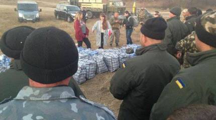 Украинская армия: тюлька в томате, СМС и настоящий полковник