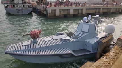 Китай начал испытания новейшего безэкипажного ударного катера JARI-USV