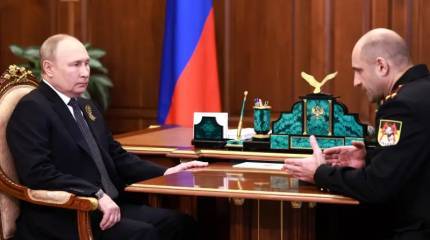 Глава российского государства рассказал командиру батальона «Спарта» Артему Жоге о своих планах выдвигаться на новый президентский срок