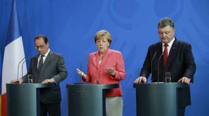 Меркель, Порошенко и Олланд провели пресс-конференцию по итогам переговоров в Берлине