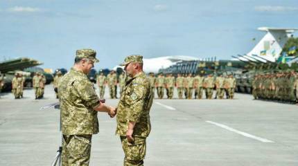 Порошенко заявил, что ему известно о намерениях России "аннексировать ещё восемь регионов Украины"