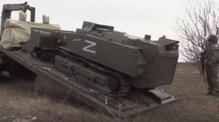 Российские сапёры с комплексом разминирования «Уран-6» прибыли в ЛНР