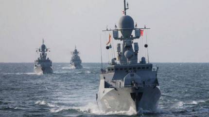 Шойгу: Учения ВМФ и ВКС РФ в дальней морской зоне станут регулярными