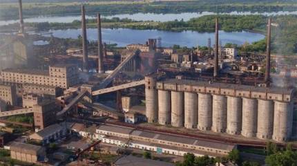 Взрыв прогремел на коксохимическом заводе в Днепропетровской области