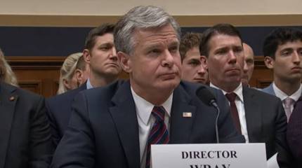 Директор ФБР: Разведка России сохранила присутствие в США, и это представляет собой значительную угрозу