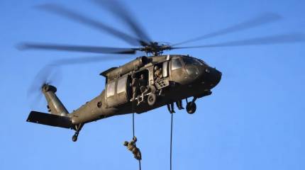 США опубликовали видео высадки десанта на иранский корабль M/V Touska