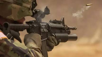 Украинская армия получила на вооружение американские штурмовые винтовки М4А1 калибра 5,56 мм