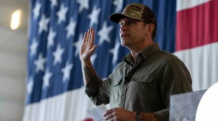 Хегсет прибыл в Брюссель и призвал Европу активнее закупать оружие для ВСУ