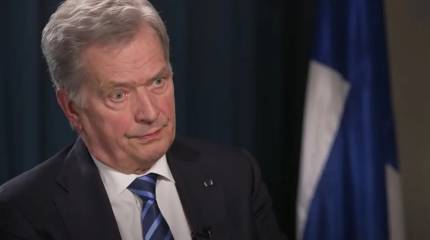 Экс-президент Финляндии: Путин рассмеялся от слов о назначении финских генералов