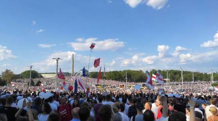 Девяностые как прививка от Запада