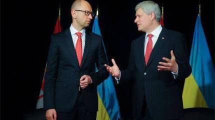 Яценюк в Канаде заявил, что Украина - это "поле битвы против российской агрессии"