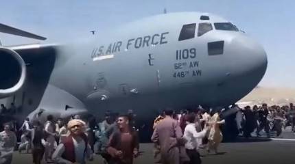 «Унижения США воодушевляют Россию»: американский дипломат раскритиковал вывод войск из Афганистана