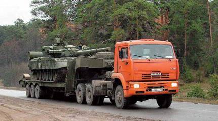 Военные ремонтники в Приамурье получили в свое распоряжение новые тягачи