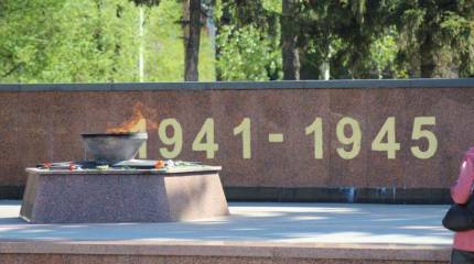 Чёрное и белое современного патриотизма. Слово о памятниках