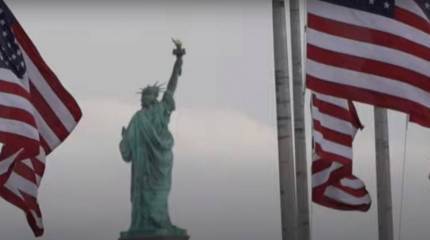 Проведённый в США опрос показал, что деньги - главный приоритет для американских граждан