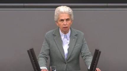 Глава оборонного комитета Бундестага Штрак-Циммерман: США ожидают, когда Германия передаст танки Украине