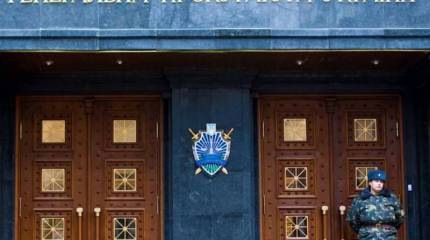 «Предлагал высокую зарплату»: Киев обвинил российского контр-адмирала в подстрекательстве украинских военных к госизмене