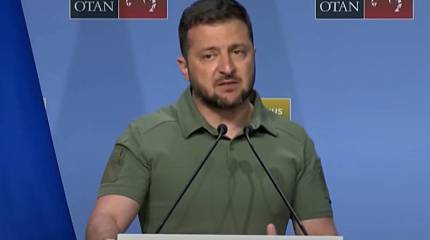 Итальянский политик заявил, что президент Украины на саммите НАТО продемонстрировал свою несамостоятельность