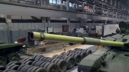 Президент России: Минобороны на 80 процентов авансирует работу военной промышленности